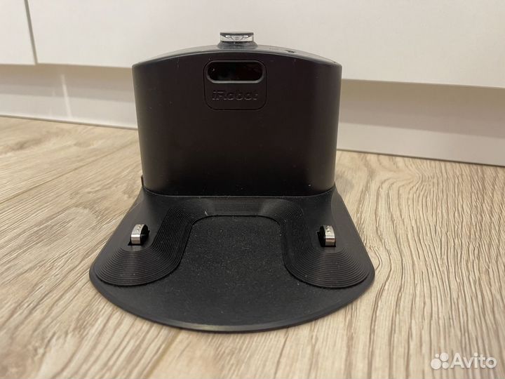Компактная зарядная база для Roomba