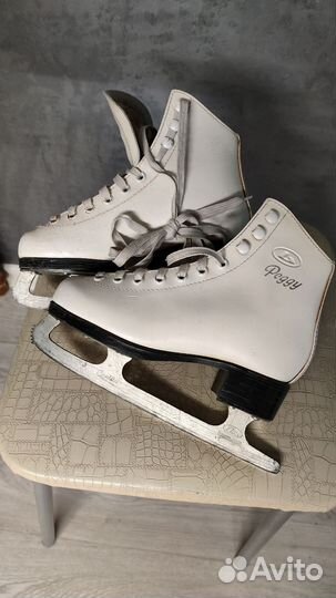 Коньки фигурные 33 размер