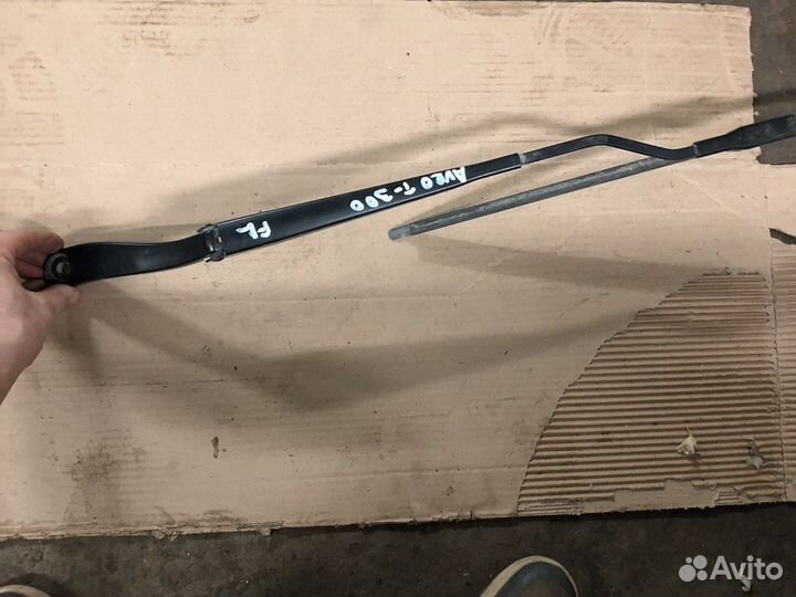 Chevrolet aveo т300 поводок щёток