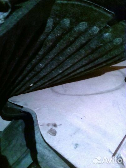 Ковролин багажника Гранта лифтбек