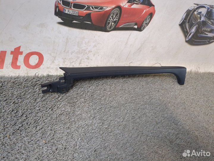 Накладка в салоне правая Toyota Corolla E210