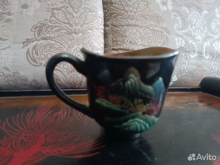 Сахарница и чашка