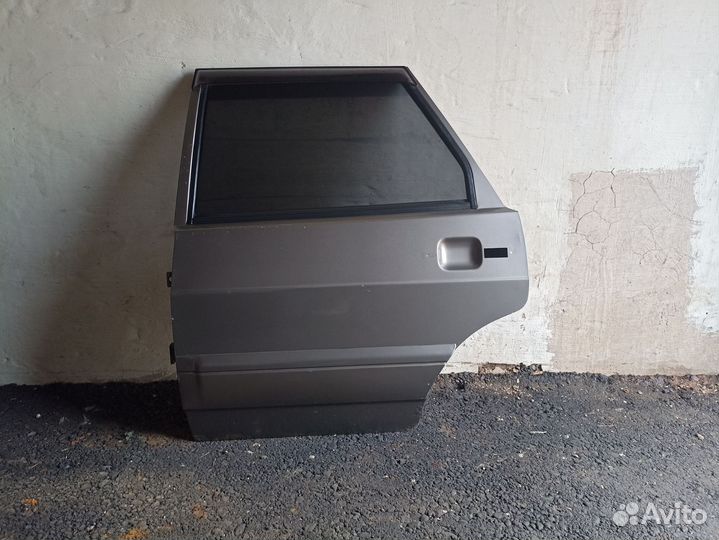 Дверь задняя левая на ваз 2114