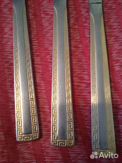 Столовые приборы, ножи