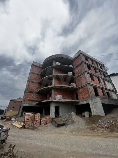 Квартира-студия, 80 м², 4/4 эт.