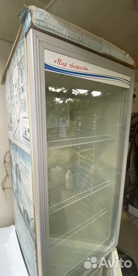 Витринный холодильник