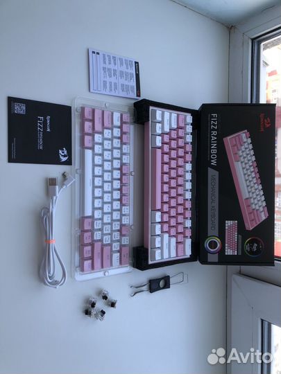 Механическая игровая клавиатура RedRagon Fizz