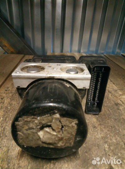 Блок abs Ford Focus 3 2.0 2012