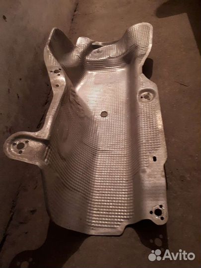 Тепловой экран VAG