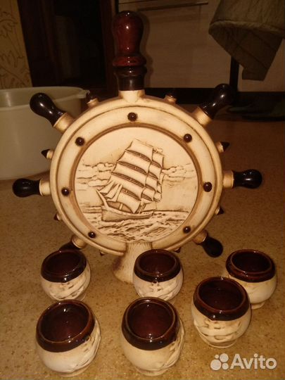 Штоф и рюмки керамические. Можно на подарок