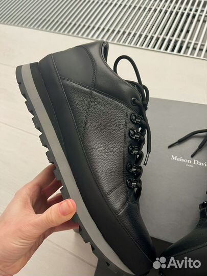 Кроссовки новые Maison David 42 размер - кожа