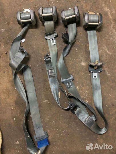 Ремни безопасности на renault safrane 1