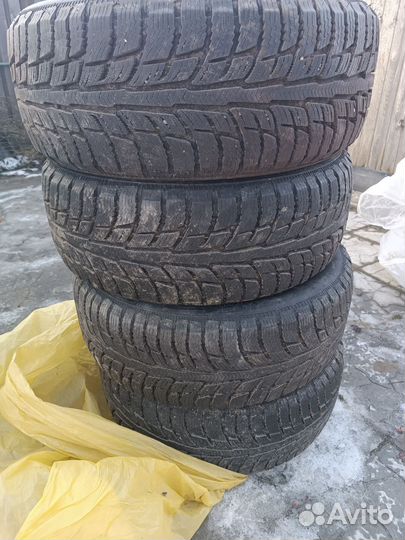 Bfgoodrich Winter Slalom KSI 215/55 R16 93T