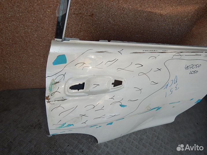 Дверь задняя правая Toyota Land Cruiser Prado