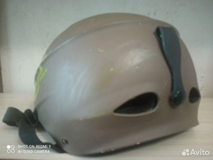 Велошлем с наколенниками, налокотниками