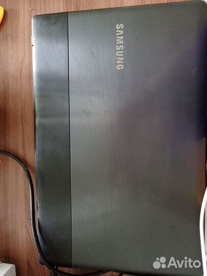 Ноутбук Samsung np300e5a