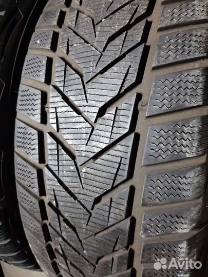Vredestein Wintrac Xtreme S 225/55 R18