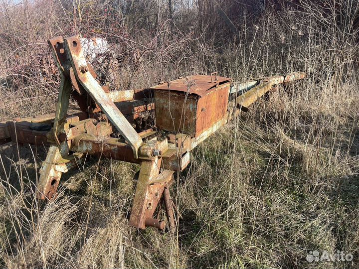 Плуг Минский Завод Шестерен 8 корп. (ПН-8-35У), 2000