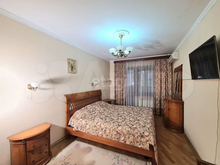 3-к. квартира, 118,5 м², 3/10 эт.