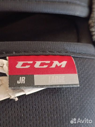 Нагрудник хоккейный