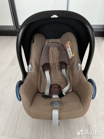 Автолюлька Maxi cosi cabriofix+ подарок вкладыш