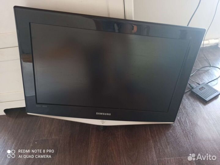 Телевизор samsung