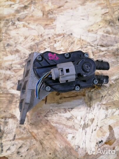 Клапан егр Volkswagen Passat B6 2.0 BVY