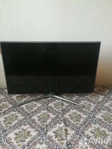 Телевизор Samsung 82