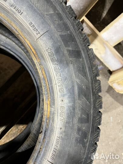 Bridgestone Blizzak Spike-01 185/65 R15