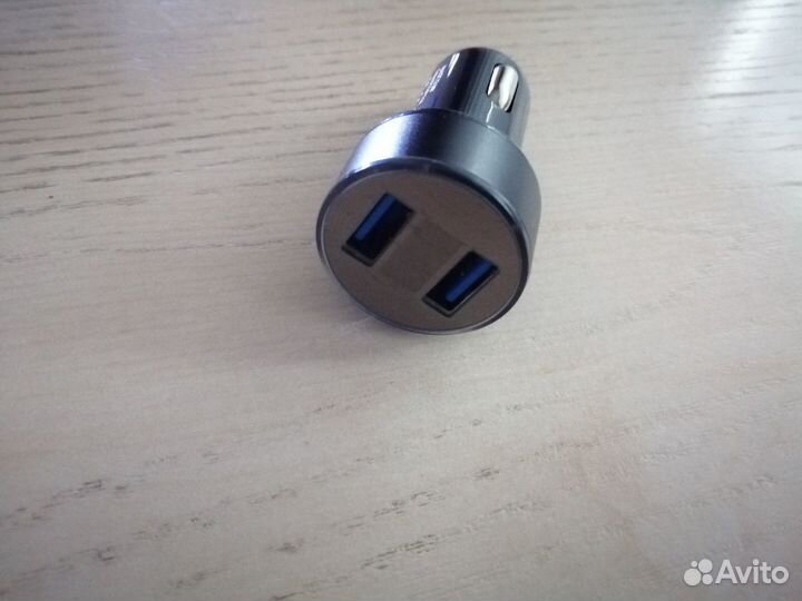 Зарядка автомобильная на 2 usb