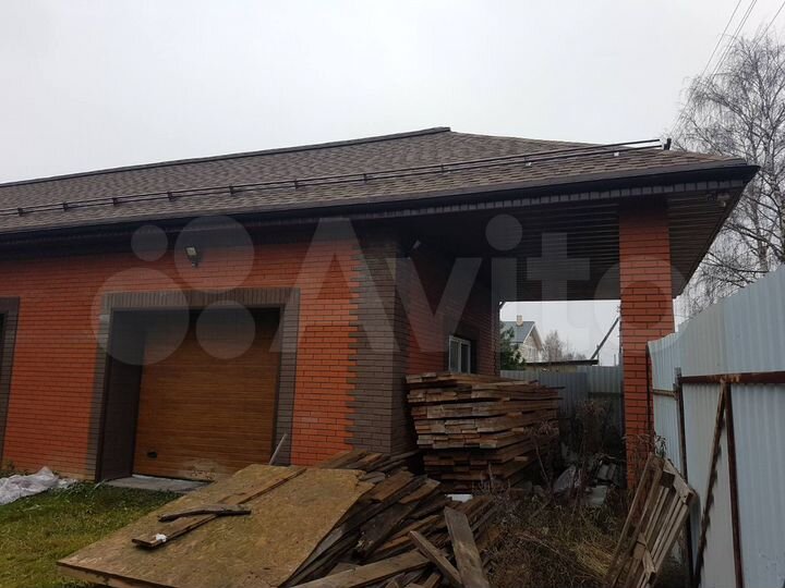 Коттедж 450 м² на участке 50 сот.