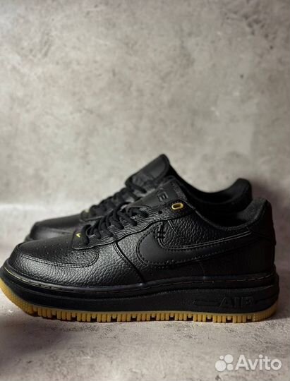 Кроссовки Nike Air Force 1 LUX Sneaker Top