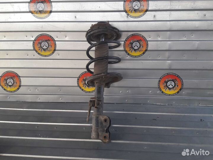 Амортизатор передний правый Infiniti Fx35 S50