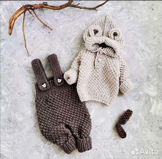 Детская толстовка спицами