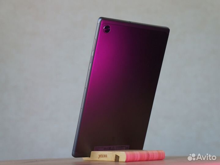 Планшет Lenovo с LTE