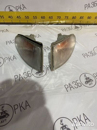 Фара повторитель Mitsubishi Lancer 4
