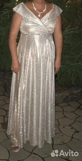 Вечернее платье