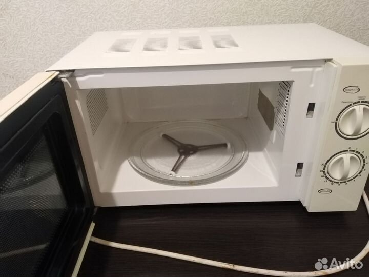 Микроволновая печь Supra