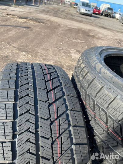 Unistar Ice Protection 265/55 R19