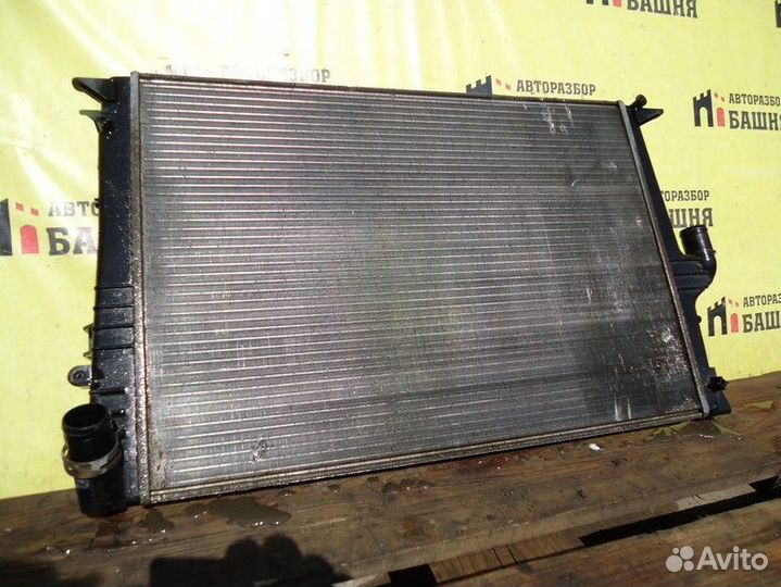 Nissan almera G15 Радиатор охлаждения 1.6 МКПП