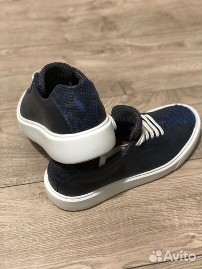 Кожанные кеды