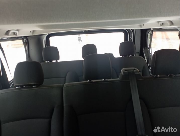 Перевозка людей на микроавтобусе