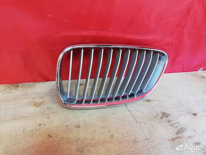 Решетка радиатора левая BMW F22 F23