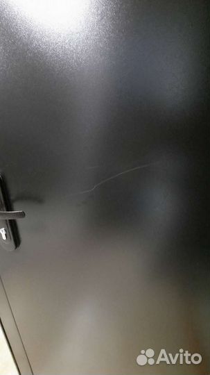 Дверь входная металлическая новая