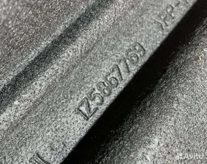 Полка салона задняя задняя Skoda Octavia A5