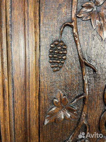 Антикварные напольные часы в бретонском стиле