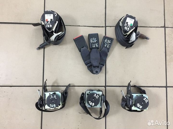 Ремень безопасности Nissan Almera G15