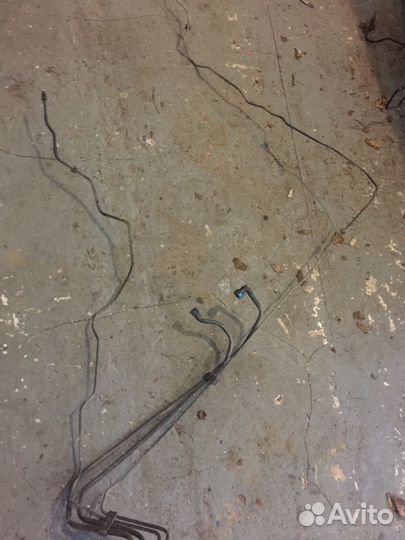 Трубки топливные тормозные магистраль Kia Rio 4