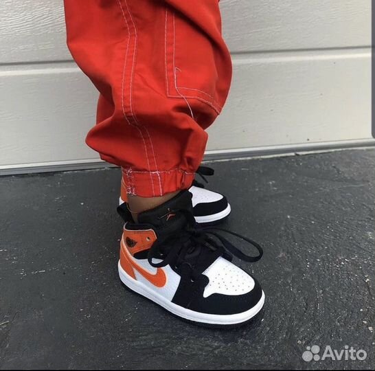 Кроссовки nike jordan новые 22-37