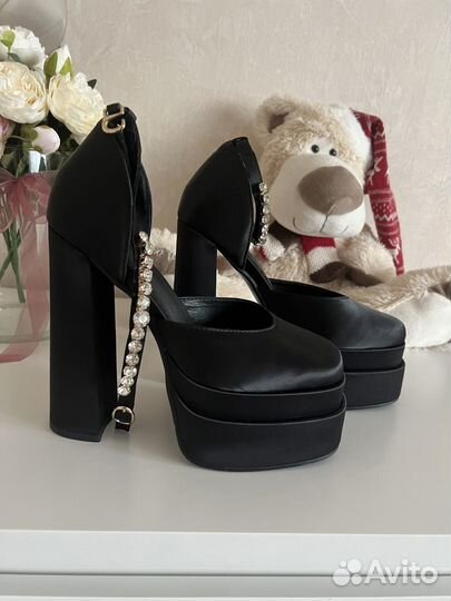 Туфли на платформе 37